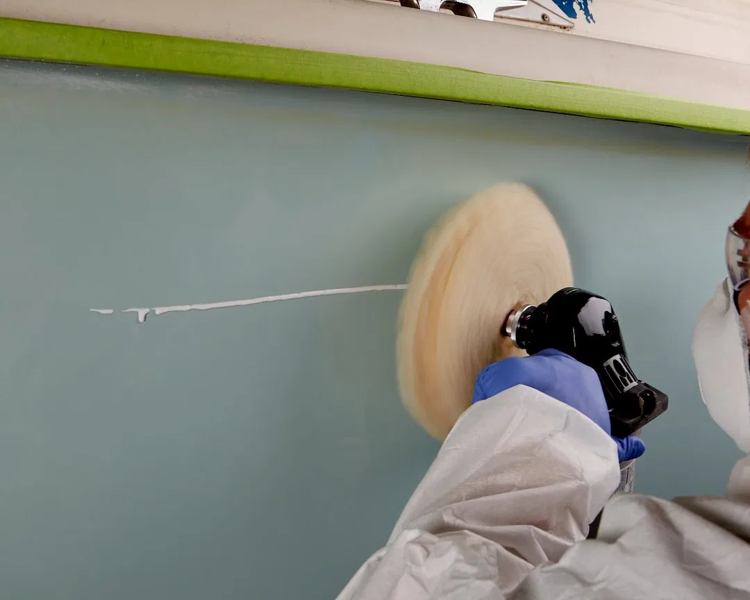 36106 – 3M Marine Wax, Liquid Removes Moderate Oxidation, Weathering/ Dulling/ Chalking And Scratches From Gelcoat Su...